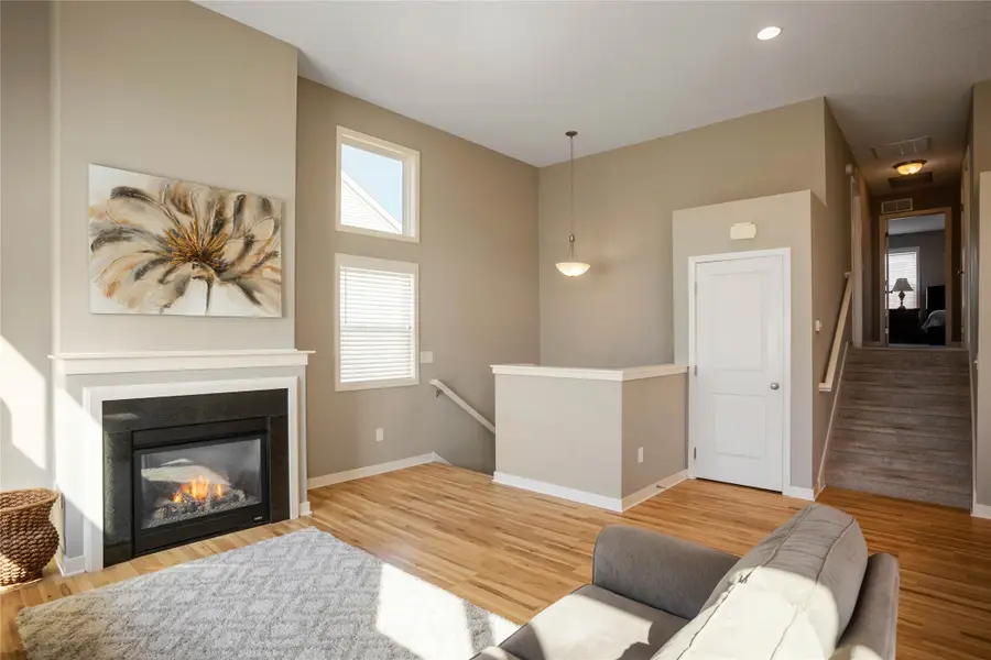 7904 Cottonwood Lane, West Des Moines, IA 50266 - #3