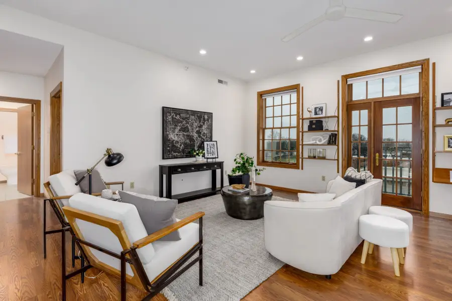 700 Main Street #307, Pella, IA 50219 - #3