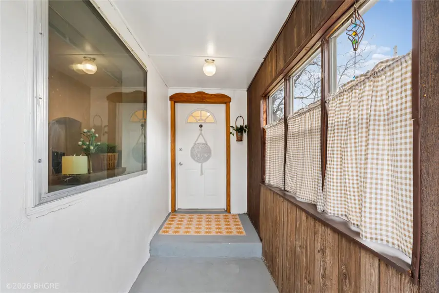 2318 56th Street, Des Moines, IA 50310 - #2