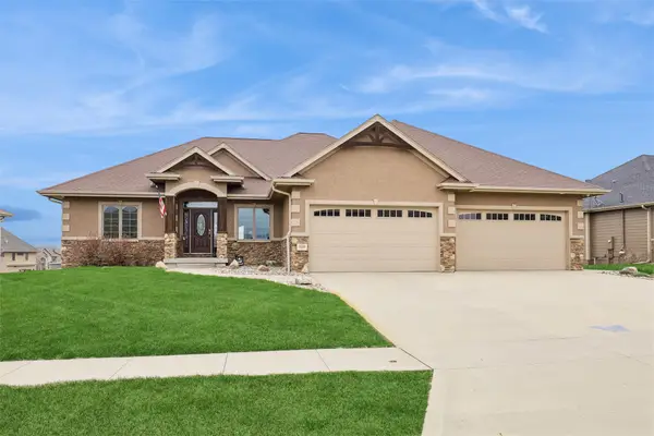 15203 Brookview Drive, Urbandale, IA 50323