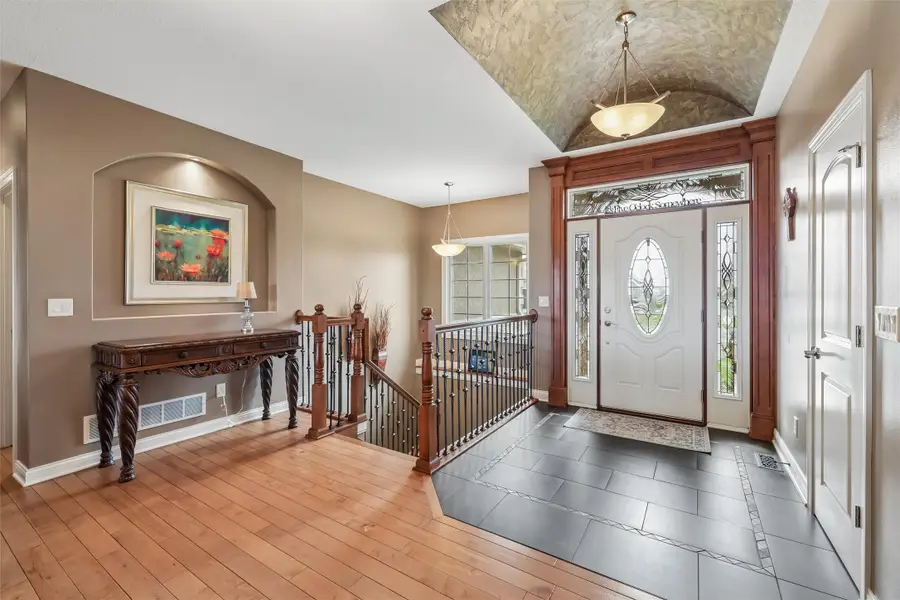 15203 Brookview Drive, Urbandale, IA 50323 - #2