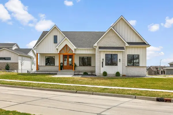 17530 Townsend Drive, Clive, IA 50325