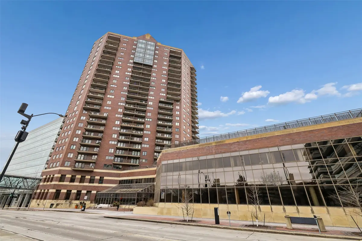 300 Walnut Street #407, Des Moines, IA 50309 - #1