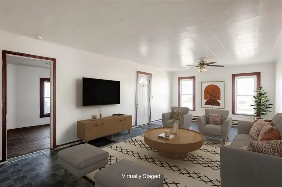 616 3rd Street, Perry, IA 50220 - #3