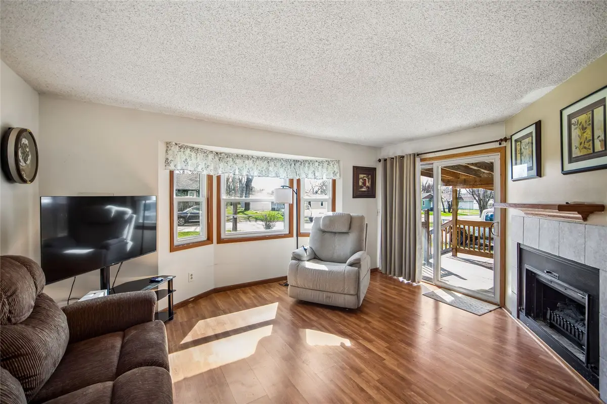 3300 E 37th Street, Des Moines, IA 50317 - #1