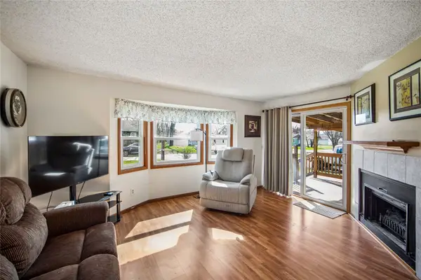 3300 E 37th Street, Des Moines, IA 50317