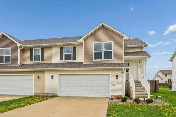 902 E Iowa Avenue, Indianola, IA 50125