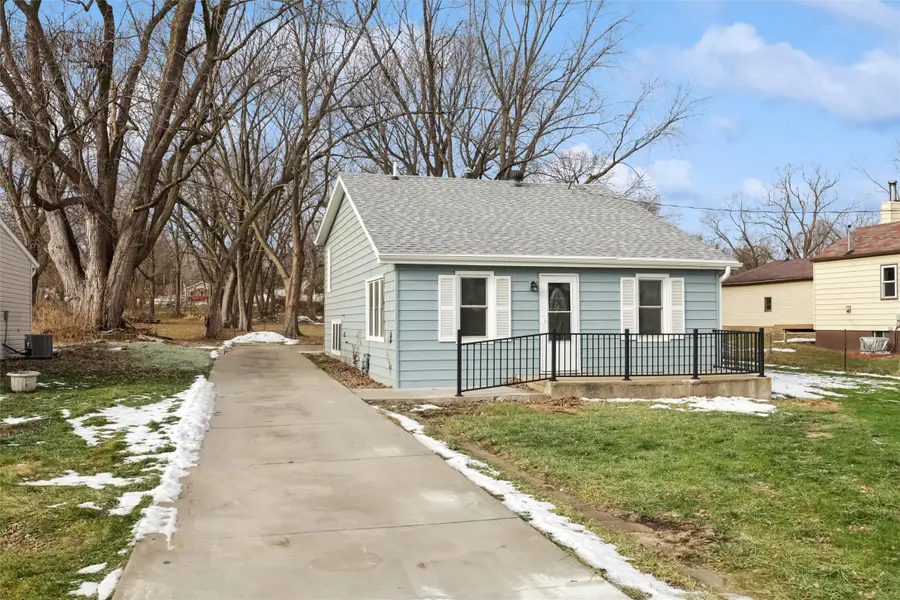 4710 NE 31st Street, Des Moines, IA 50317 - #2