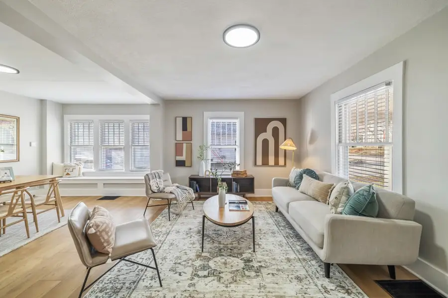 1242 Mckinley Avenue, Des Moines, IA 50315 - #3