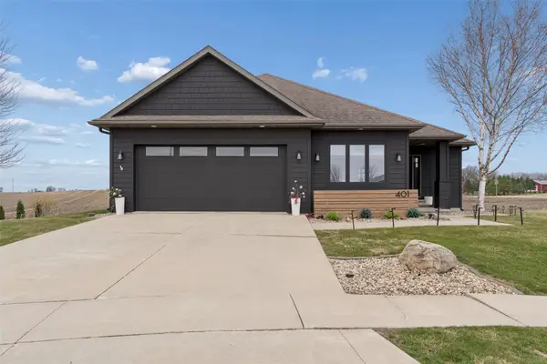 401 Bedford Court, Clear Lake, IA 50428