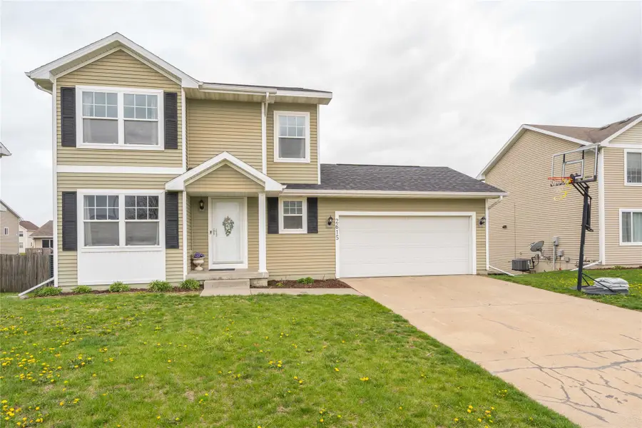 2615 13th Street Sw, Altoona, IA 50009 - #2