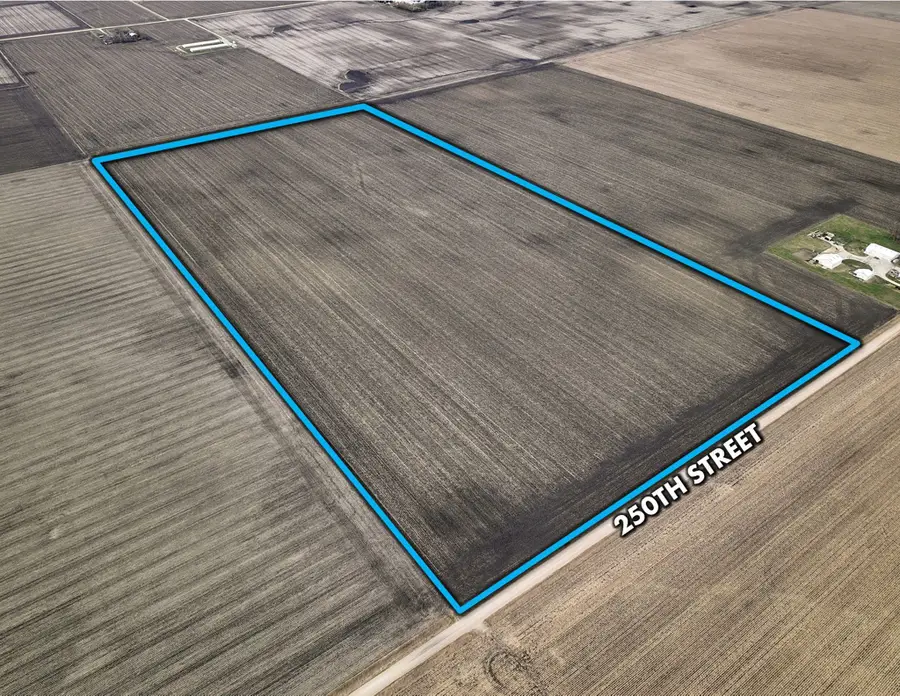 00 250th Street, Freedom, IA 50595 - #3