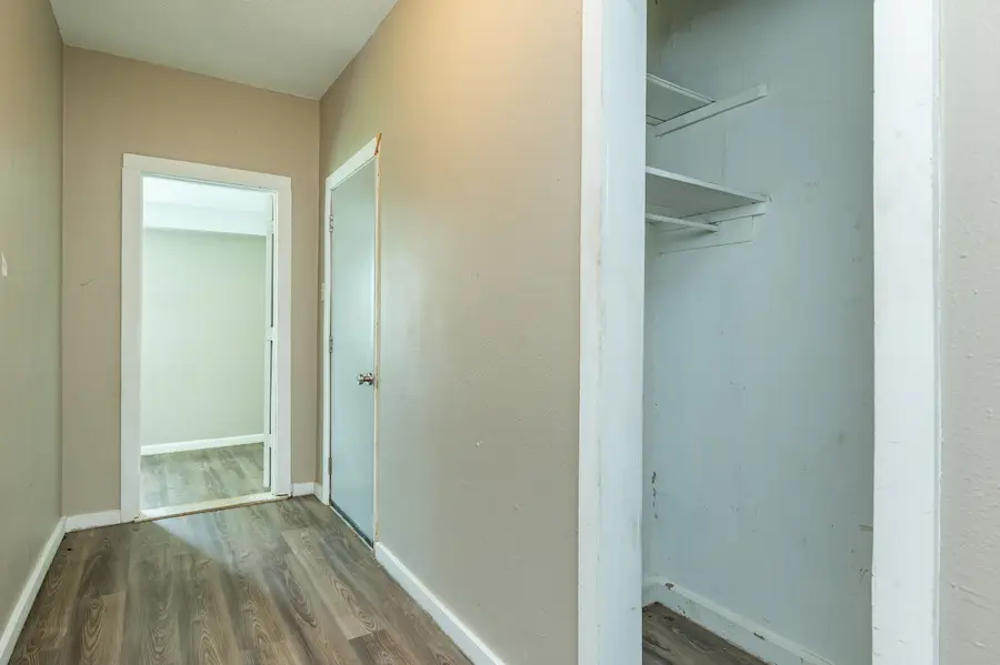 1429 Martin Luther King Jr Parkway, Des Moines, IA 50314 - #3