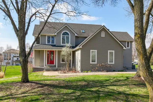 31290 Napa Valley Drive, Waukee, IA 50263