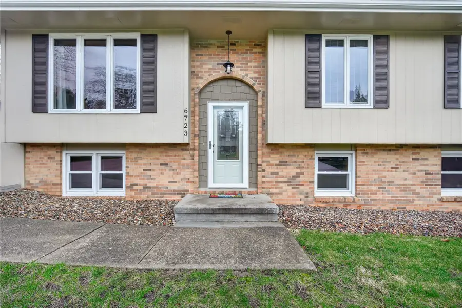 6723 NW 53rd Street, Johnston, IA 50131 - #3