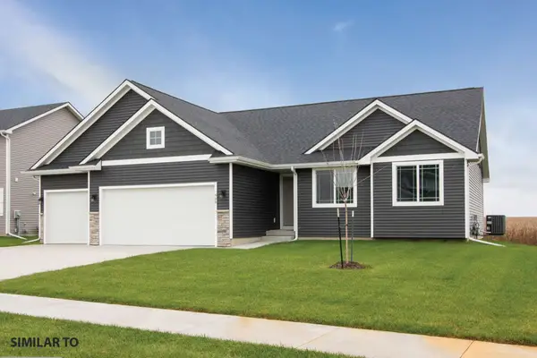 218 NE Wildflower Drive, Pleasant Hill, IA 50327