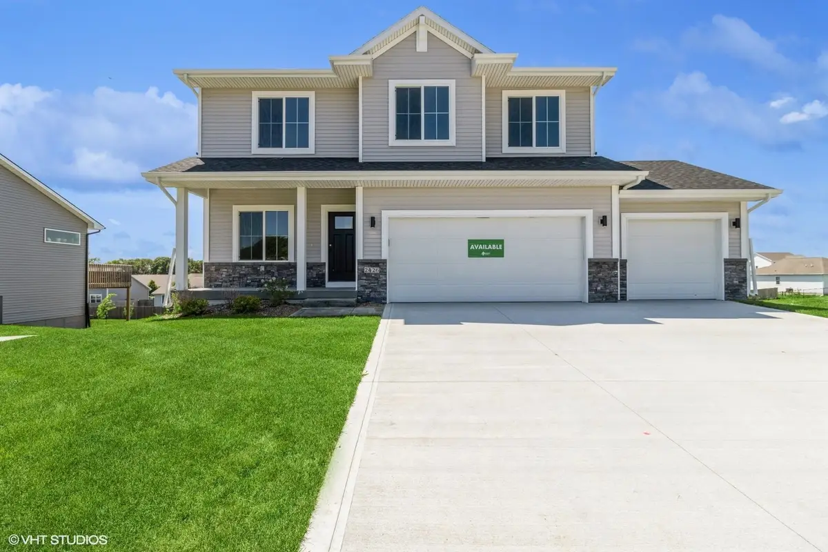 2426 E 50th Court, Des Moines, IA 50317 - #1