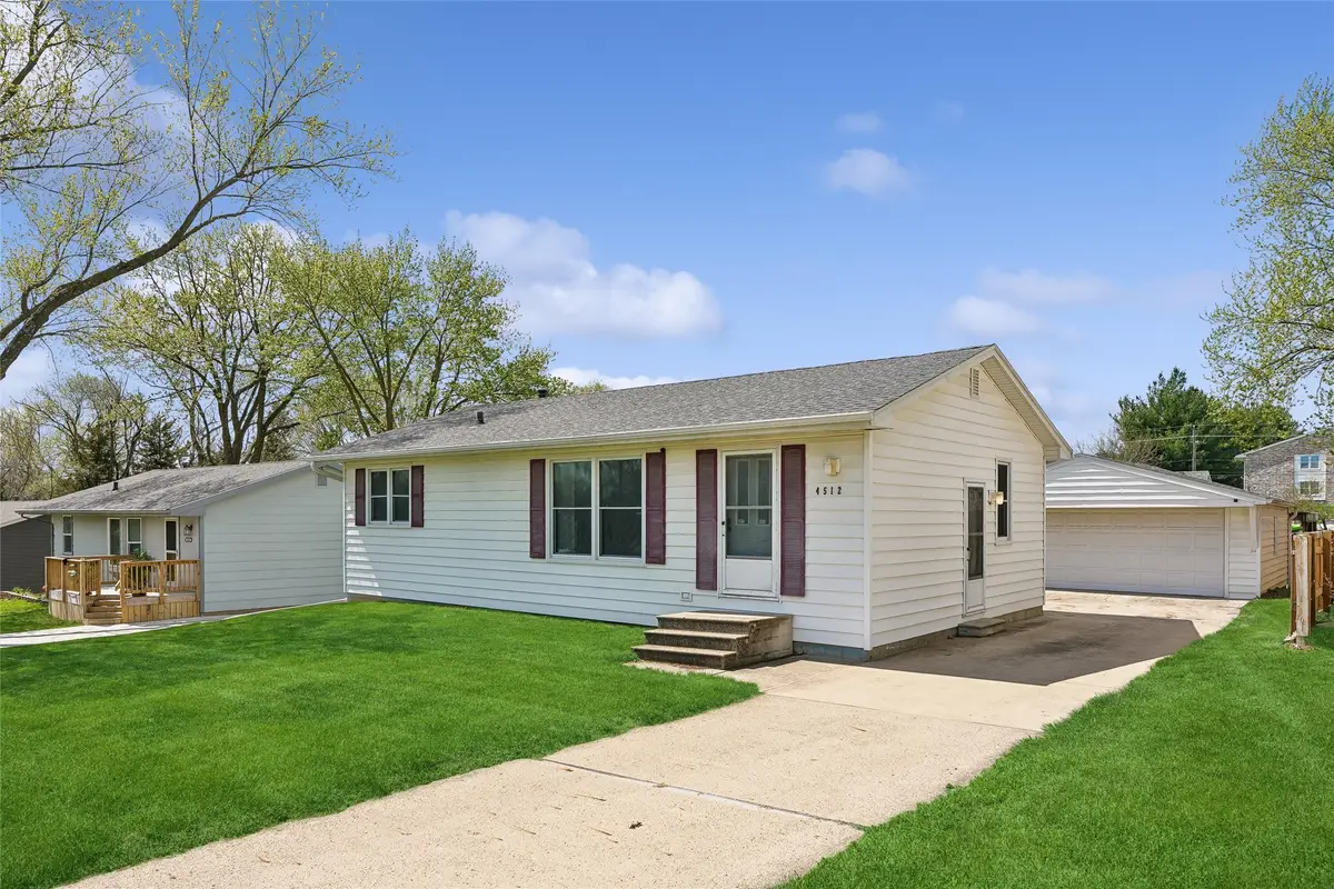 4512 SE 6th Street, Des Moines, IA 50315 - #1