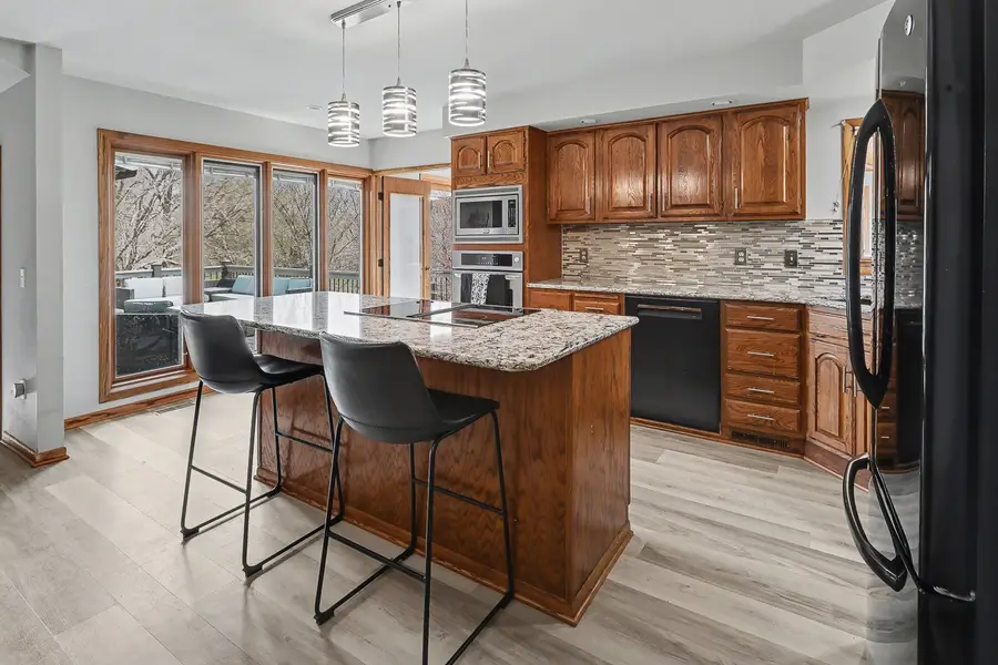 1207 Bruce Lane, Pella, IA 50219 - #3