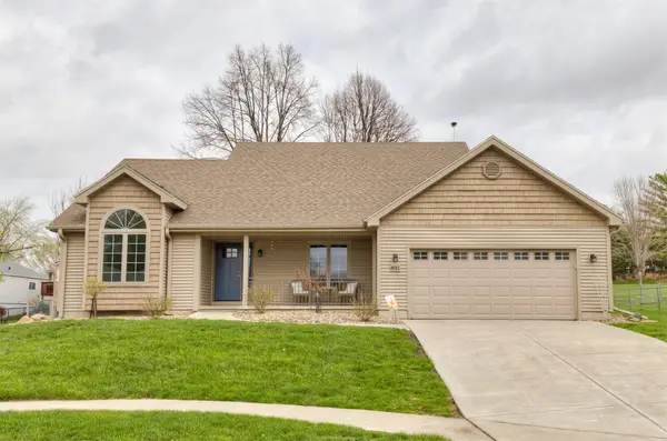8011 Sheridan Drive, Urbandale, IA 50322