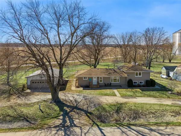 1408 Omaha Street, Redfield, IA 50233