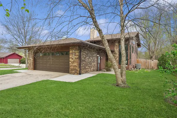 4557 50th Street, Des Moines, IA 50310