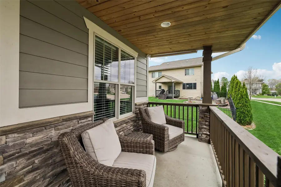 16858 Verona Hills Drive, Clive, IA 50325 - #2