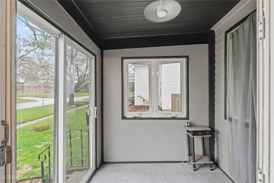 602 W Robinson Street, Knoxville, IA 50138 - #2