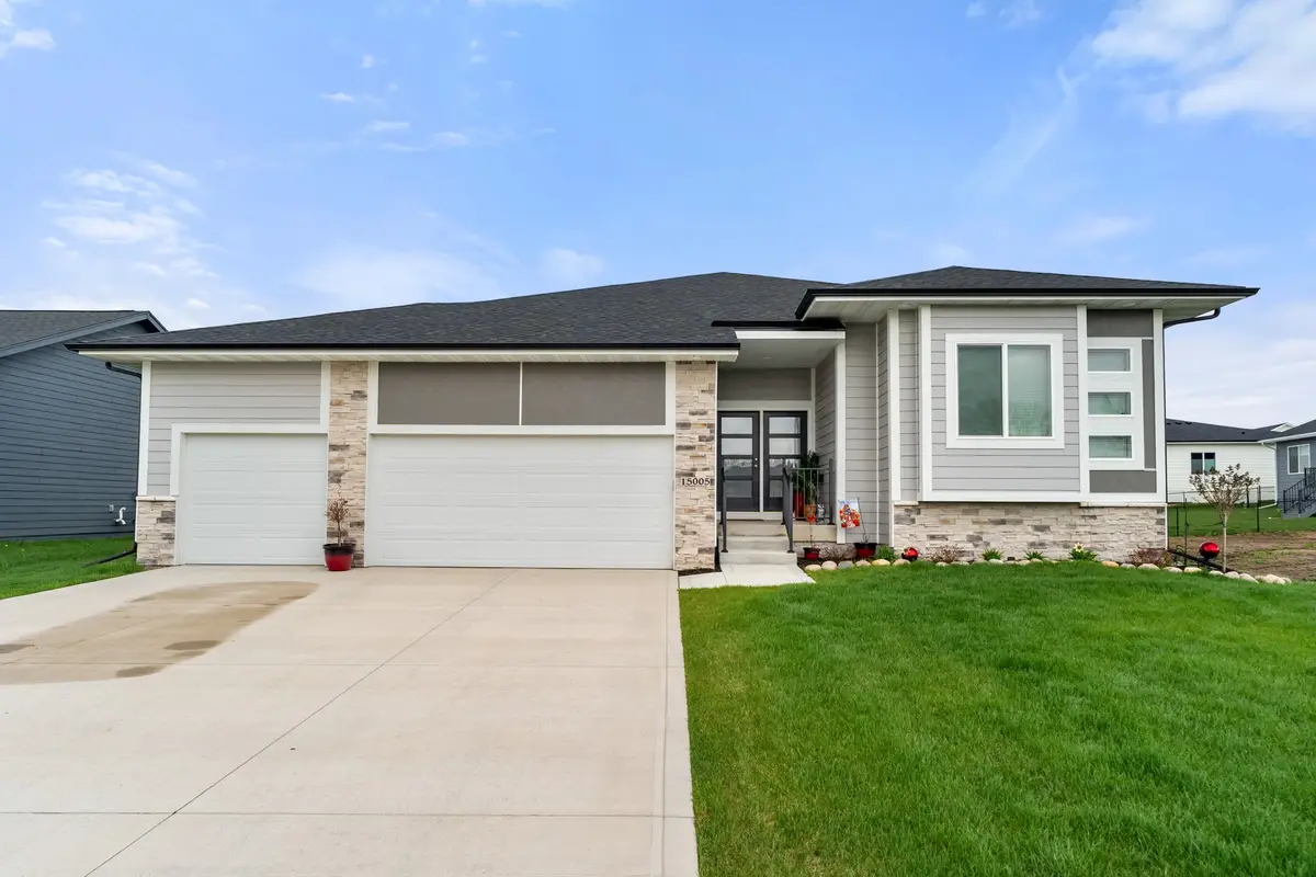15005 Springbrook Trail, Urbandale, IA 50323 - #1