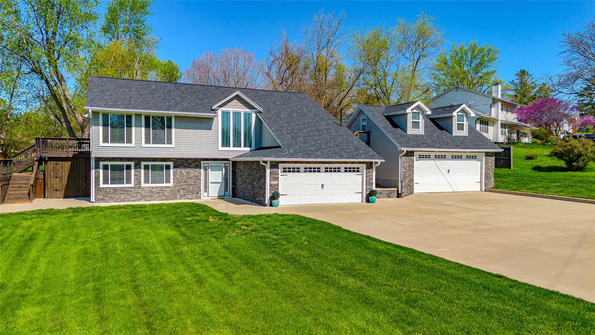 6810 Coburn Lane, Johnston, IA 50131 - #1