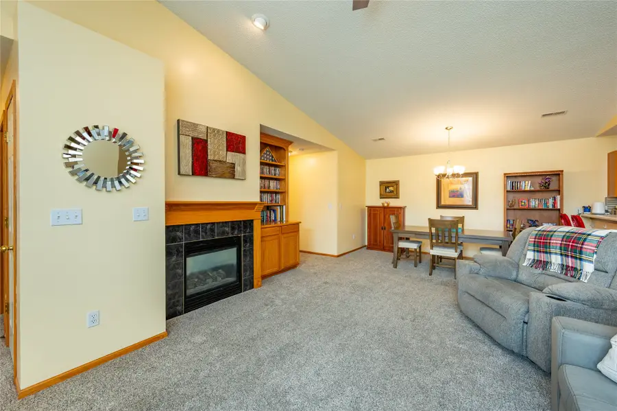 9513 Ironwood Lane, Johnston, IA 50131 - #3