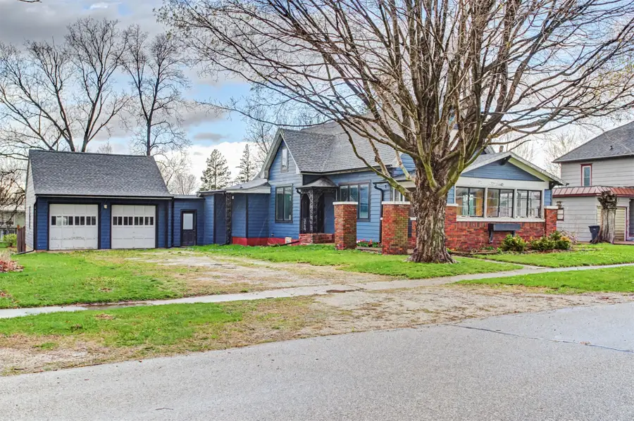 311 N Center Street, Zearing, IA 50278 - #2