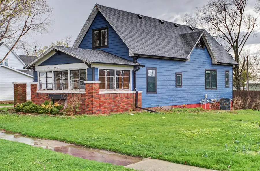 311 N Center Street, Zearing, IA 50278 - #3