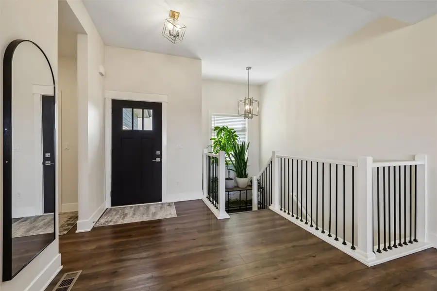 706 NE 57th Street, Ankeny, IA 50021 - #2