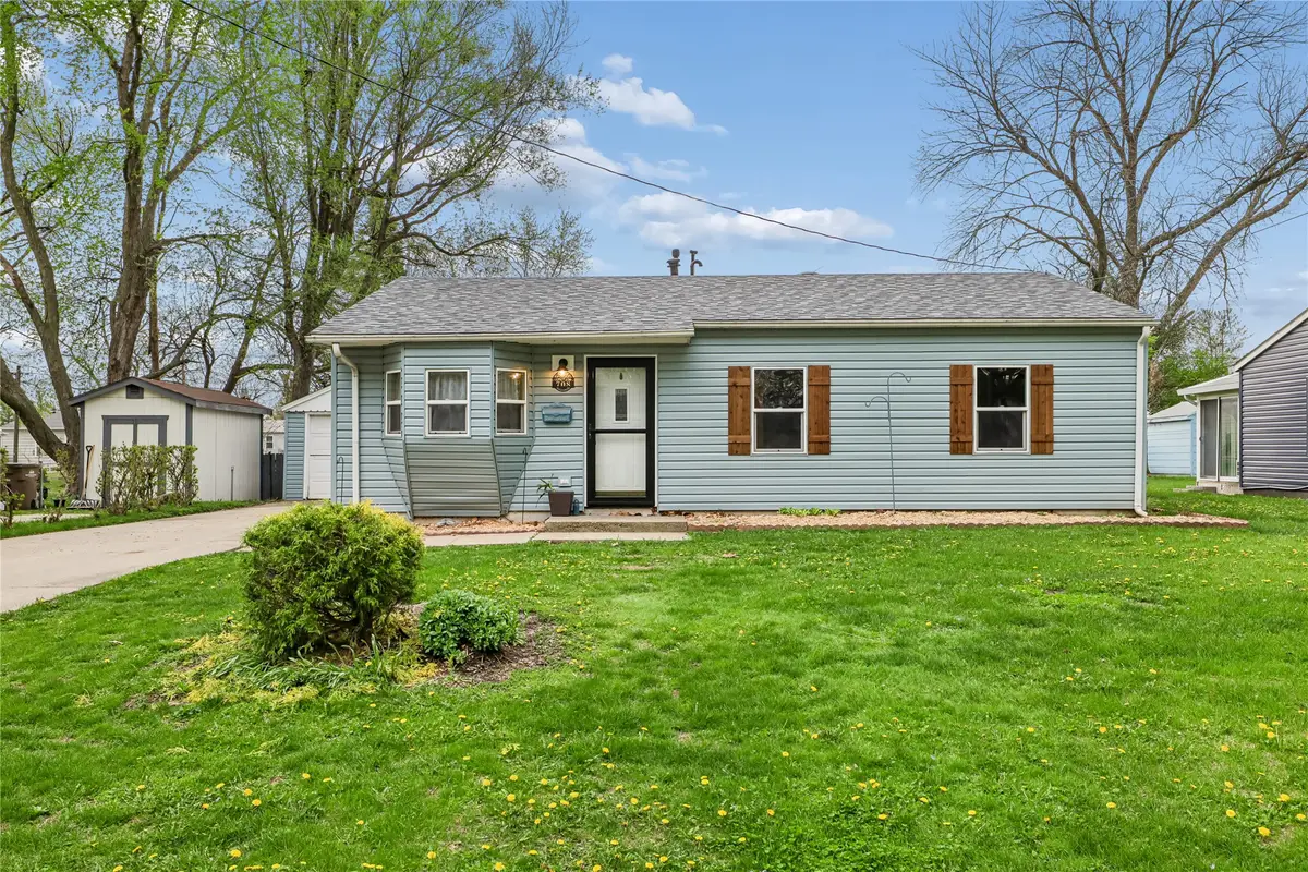 708 5th Street Se, Altoona, IA 50009 - #1