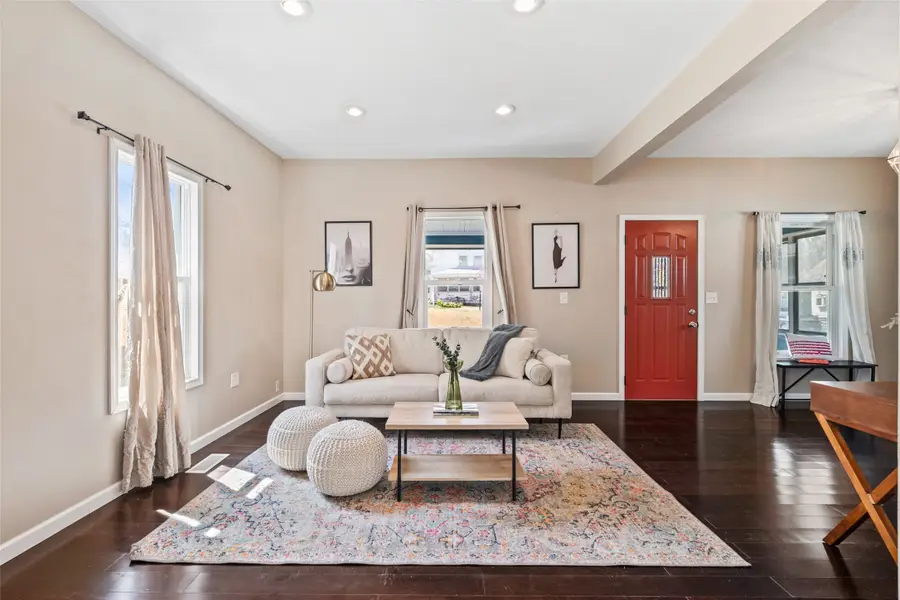 1705 E 12th Street, Des Moines, IA 50316 - #3