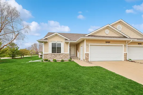 6030 Pinewood Court, Johnston, IA 50131