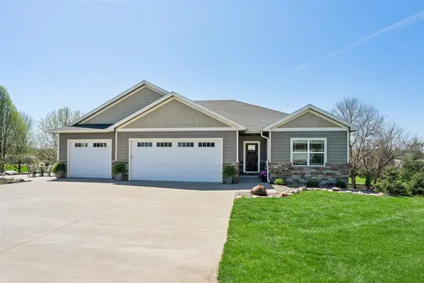22824 Valley View Trail, Adel, IA 50003