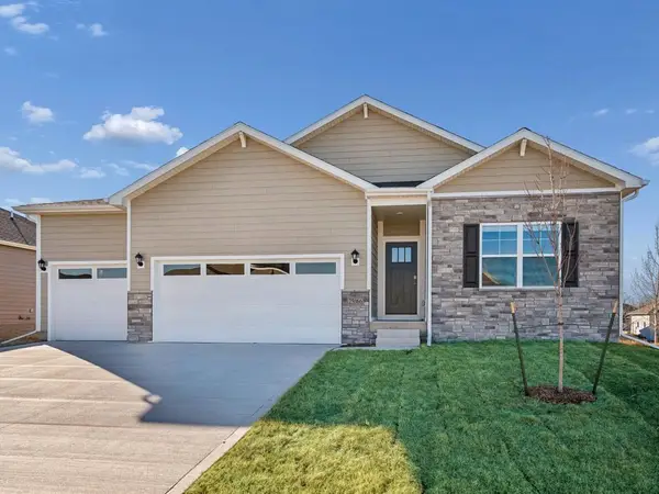 1164 Hillside Place, Polk City, IA 50226