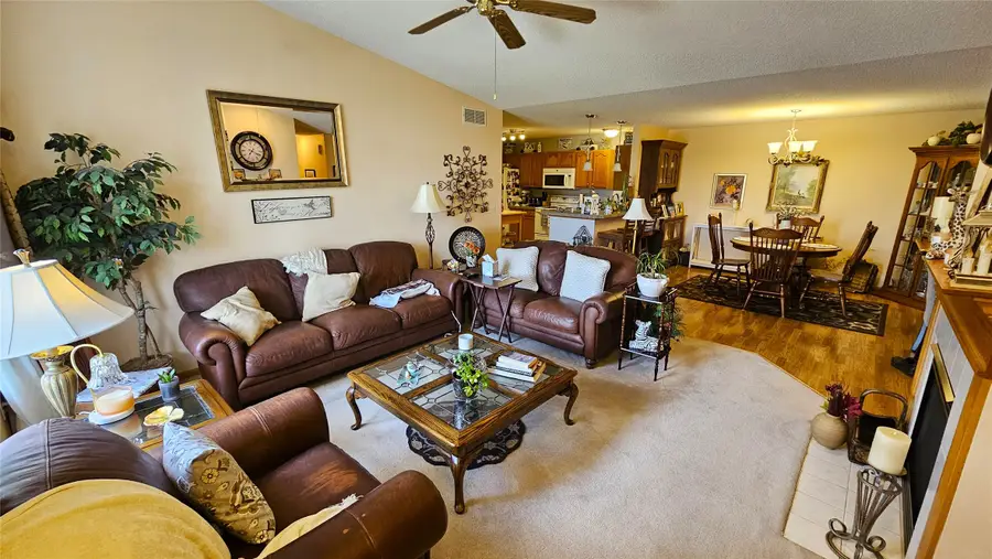 5500 Longview Court #8, Johnston, IA 50131 - #3