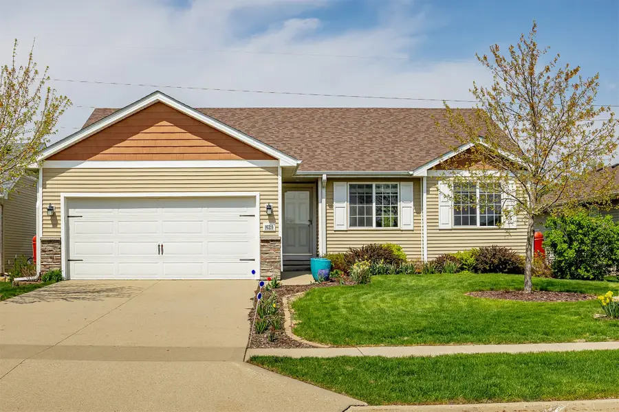 16219 Monroe Court, Urbandale, IA 50323 - #2