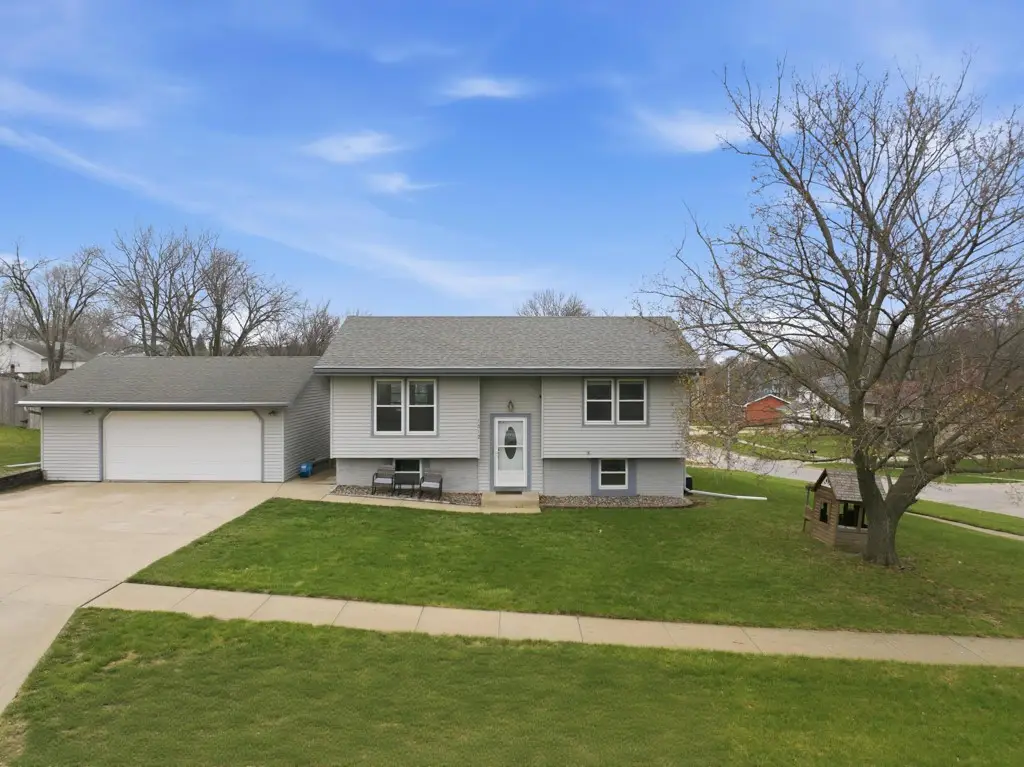 1512 W Detroit Avenue, Indianola, IA 50125 - #1