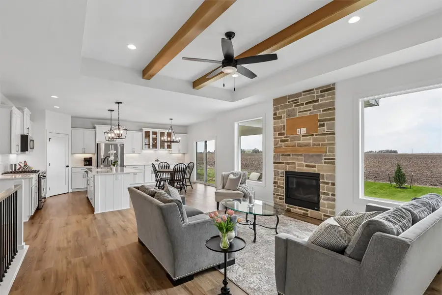 4650 180th Street, Urbandale, IA 50263 - #2