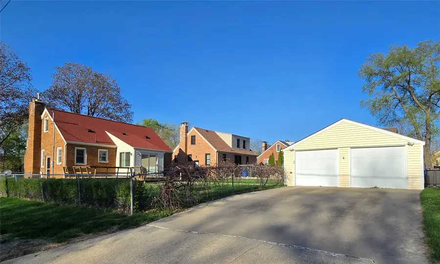 4520 Urbandale Avenue, Des Moines, IA 50310 - #3