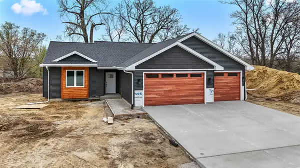 705 Academy Circle, Nevada, IA 50201