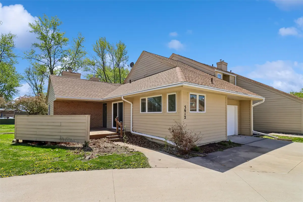 5612 Linden Circle, Johnston, IA 50131 - #1