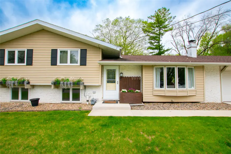 5010 SW 16th Street Sw, Des Moines, IA 50315 - #3