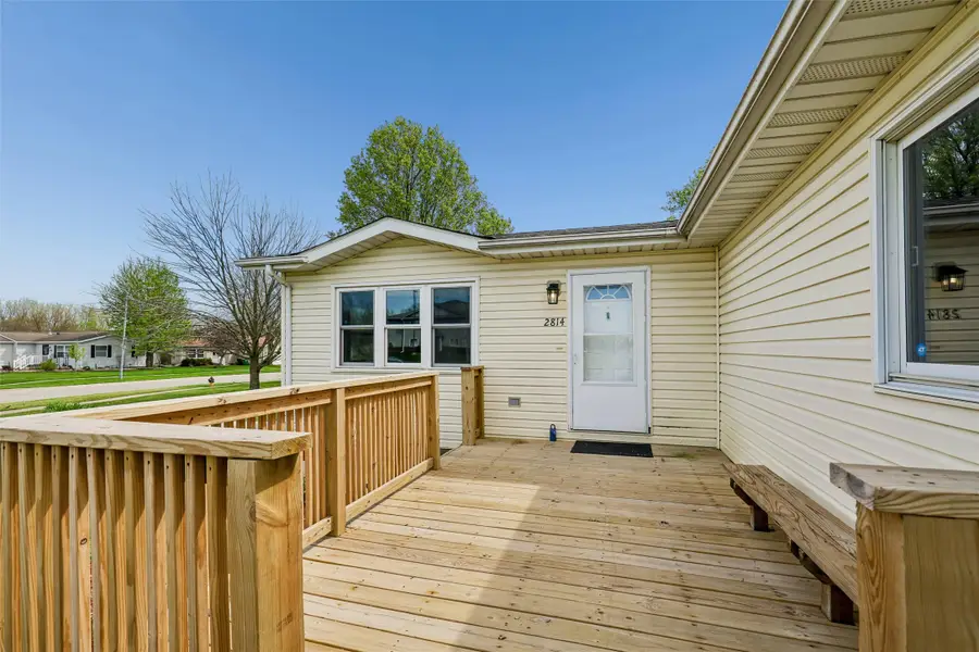 2814 SE Peachtree Drive, Ankeny, IA 50021 - #3