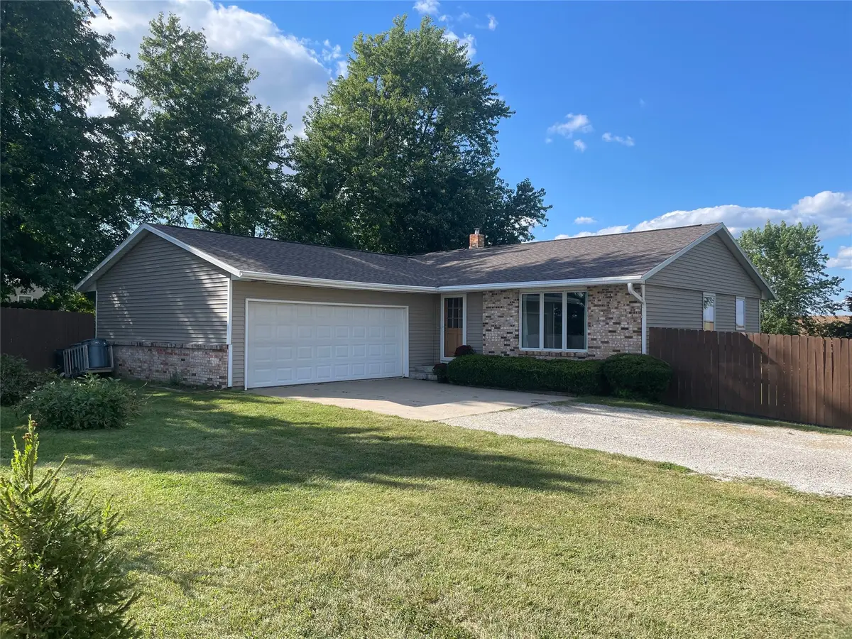 3798 60th Street, Grinnell, IA 50112 - #1