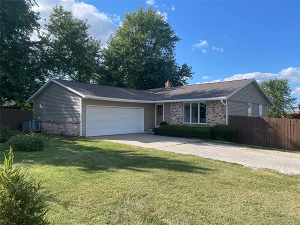 3798 60th Street, Grinnell, IA 50112